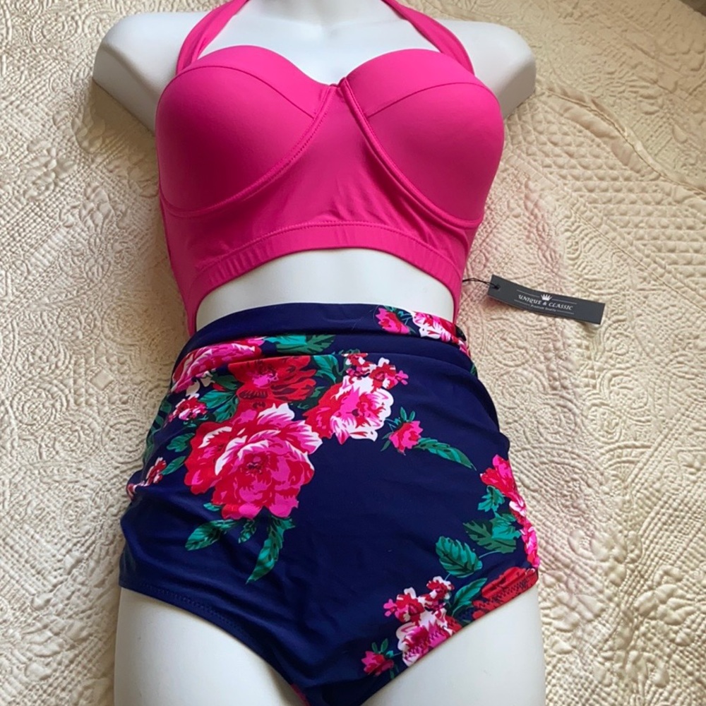 High waist bikini top and bottom.